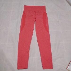 NVGTN Seamless Leggings Bright Pink Small